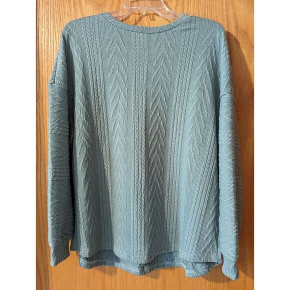 Unbranded sage green long sleeve Chevron pattern design top ladies size large